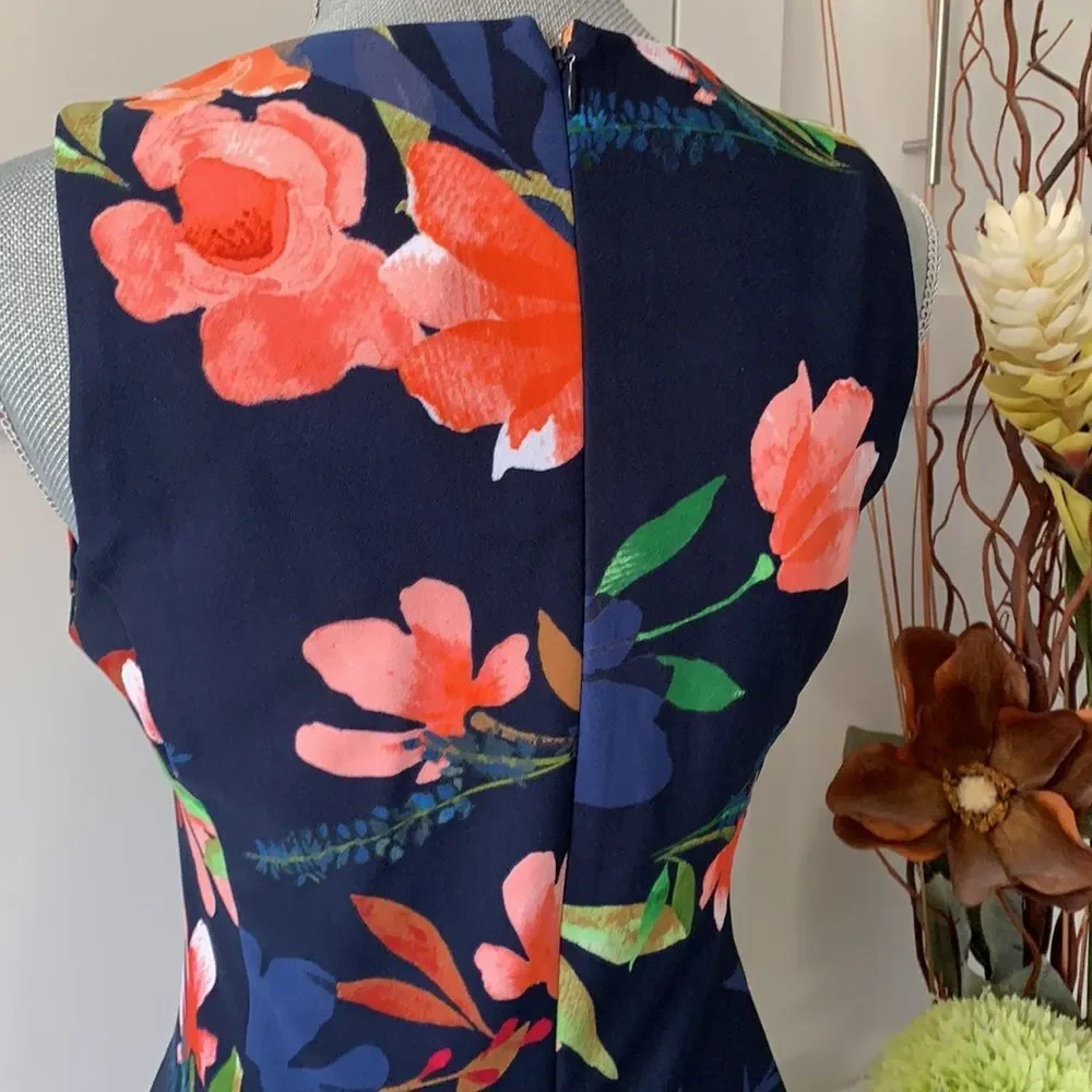 NEW DKNY fit and flare dress Size 4 US - Picture 7 of 10